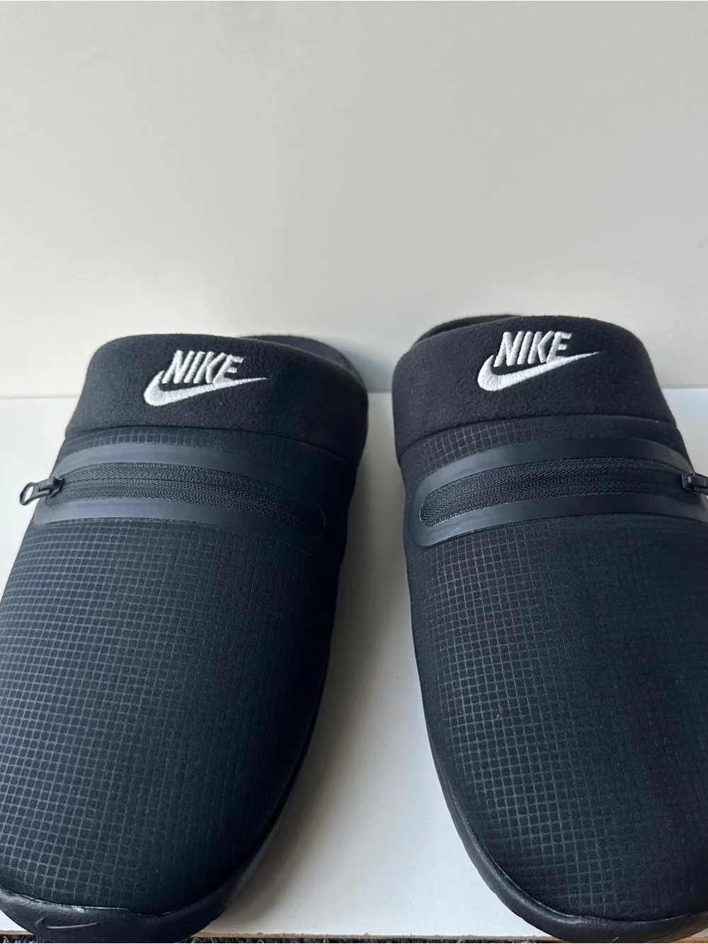 Nike Burrow SE Men's Size 11 Black Pocket Mule Slippers Shoes DJ3130
